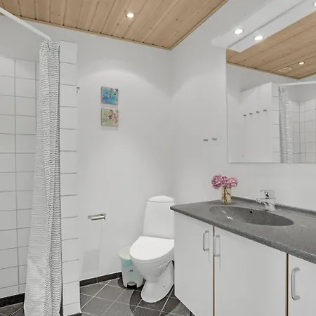 2 Bedroom Amazing In Norre Nebel